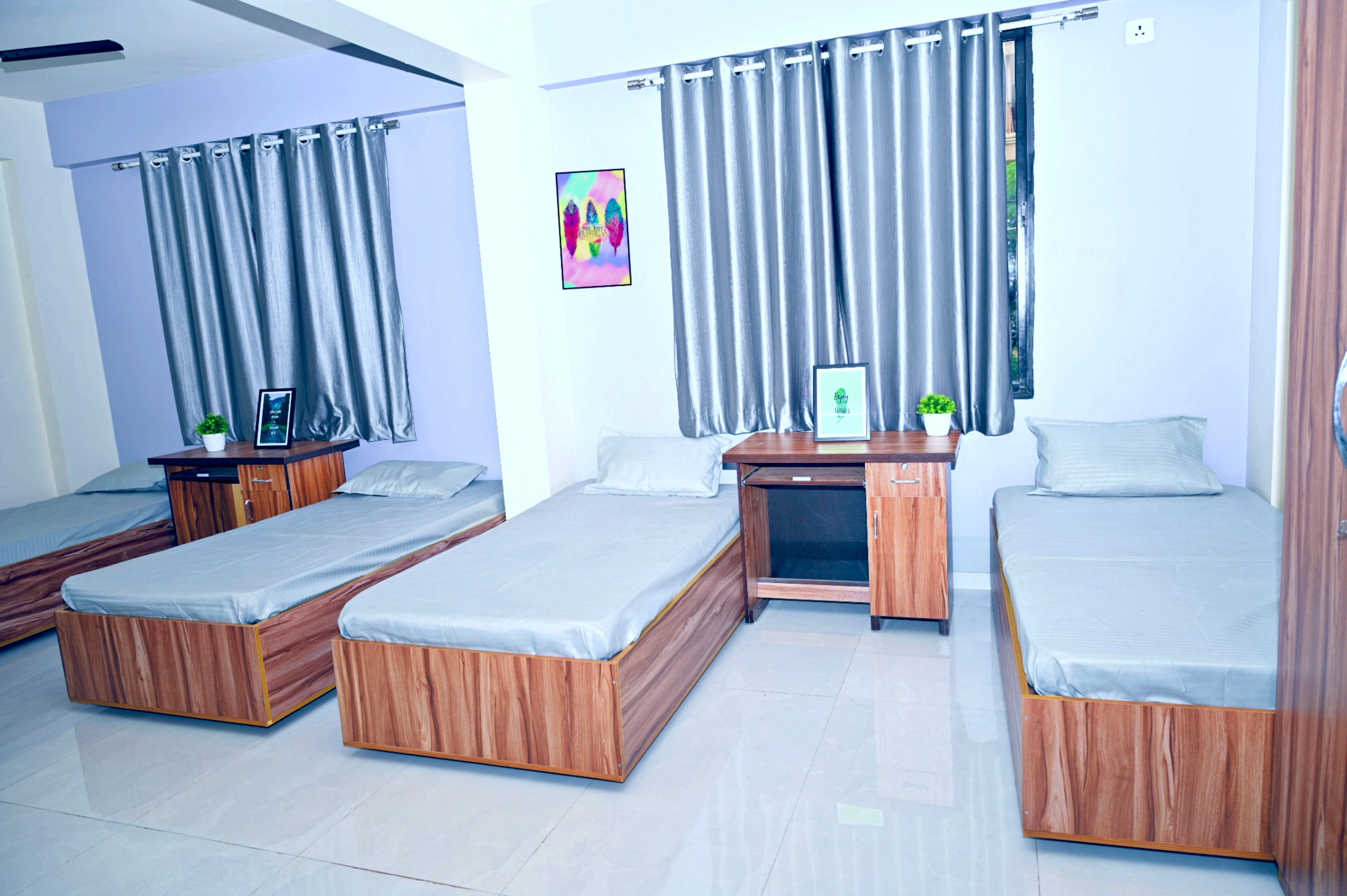 Four sharing room